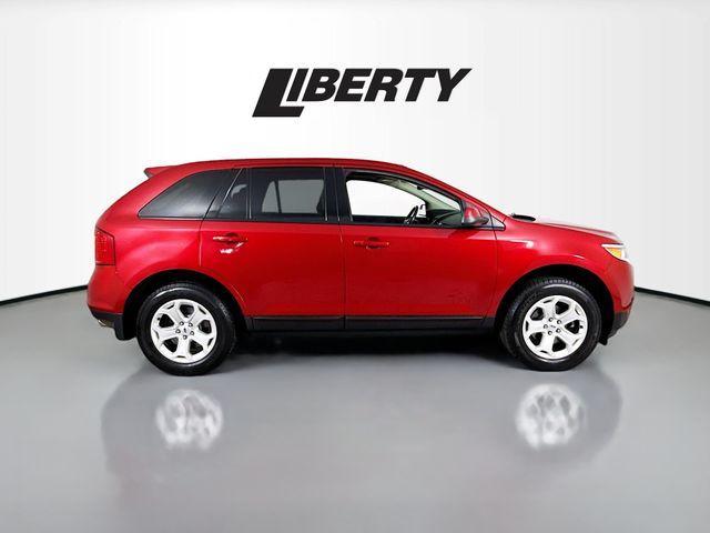 Photo of 2012 Red Candy Metallic Tinted Clearcoat Ford Edge
