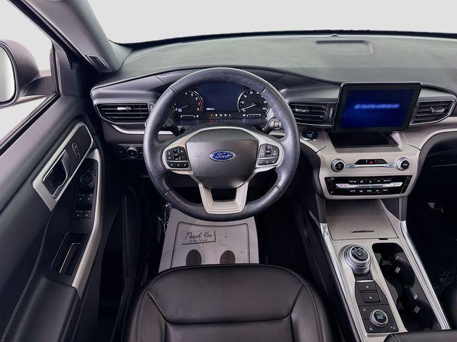 Photo of 2022 Stone Blue Metallic Ford Explorer