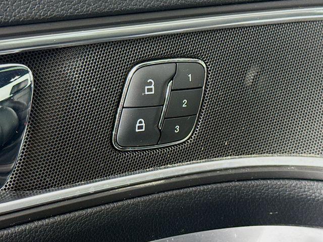 Photo of 2019 Agate Black Metallic Ford Explorer