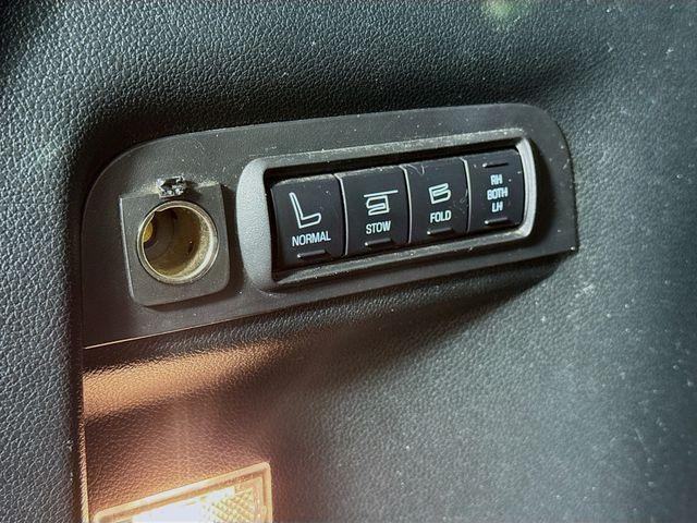 Photo of 2019 Agate Black Metallic Ford Explorer