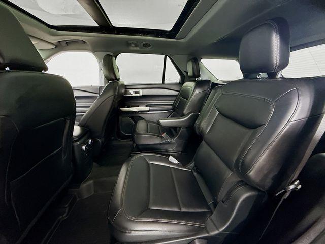 Photo of 2022 Carbonized Gray Metallic Ford Explorer