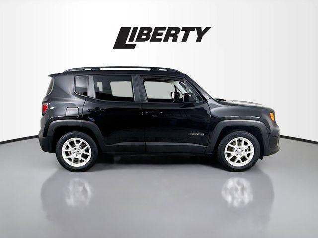 Photo of 2021 Black Clearcoat Jeep Renegade