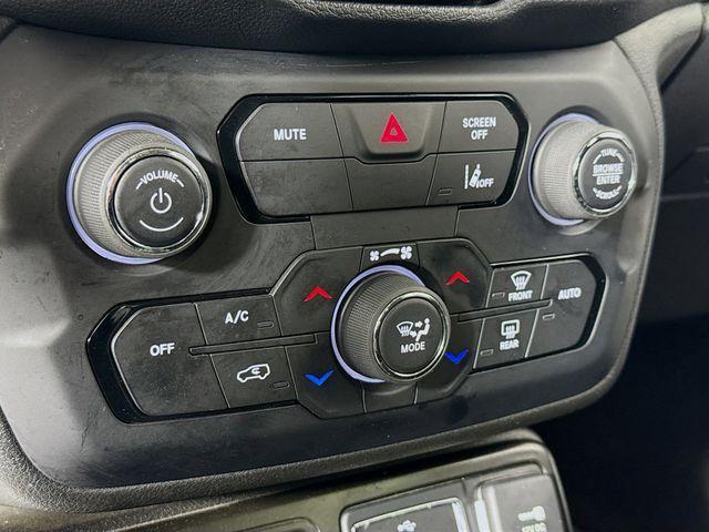 Photo of 2021 Black Clearcoat Jeep Renegade