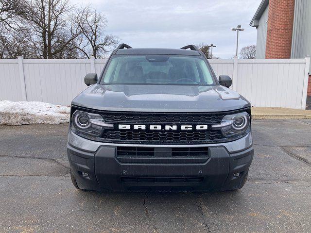 Photo of 2025 Gray Metallic Ford Bronco Sport