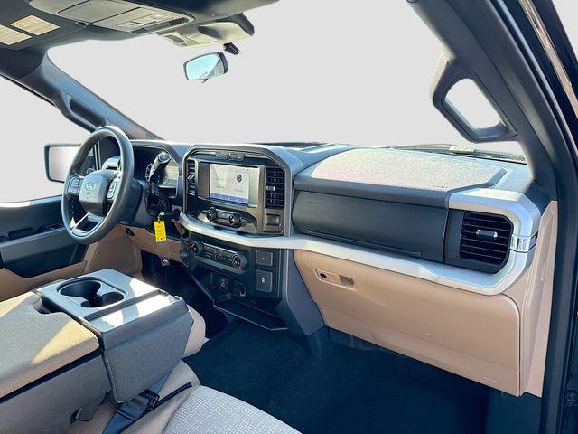 Photo of 2023 Agate Black Metallic Ford F-150
