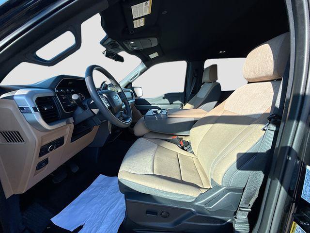 Photo of 2023 Agate Black Metallic Ford F-150