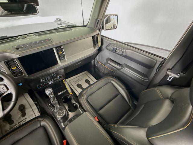Photo of 2024 Shadow Black Ford Bronco