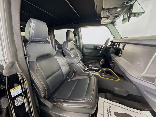 Photo of 2024 Shadow Black Ford Bronco