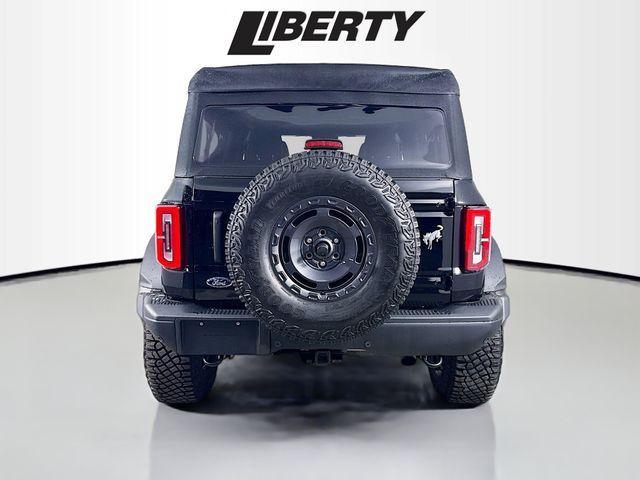 Photo of 2024 Shadow Black Ford Bronco