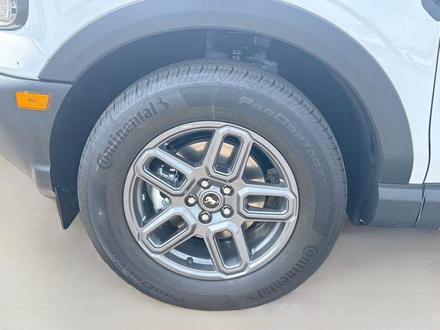 Photo of 2025 Oxford White Ford Bronco Sport