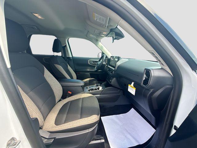 Photo of 2025 Oxford White Ford Bronco Sport