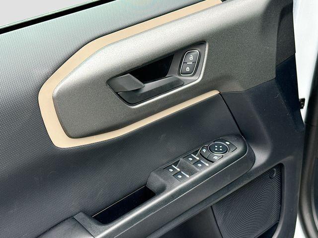 Photo of 2025 Oxford White Ford Bronco Sport