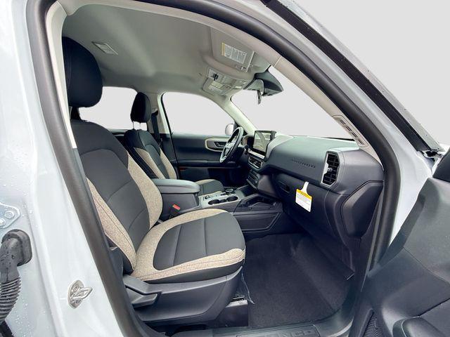 Photo of 2025 Oxford White Ford Bronco Sport