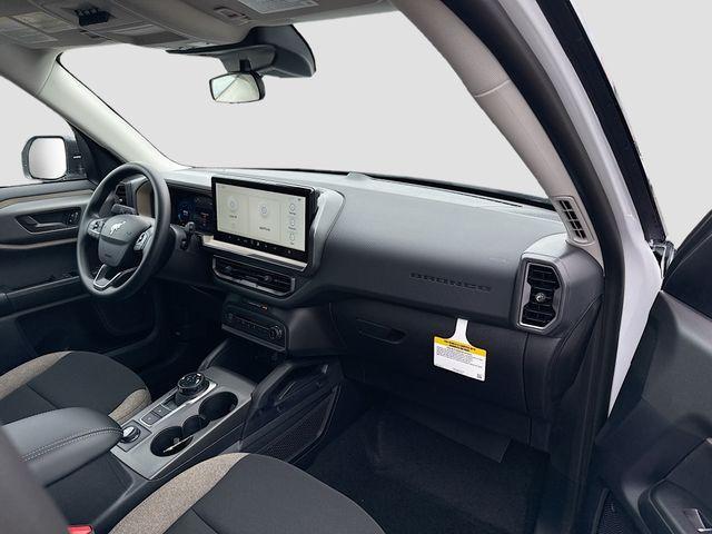 Photo of 2025 Oxford White Ford Bronco Sport
