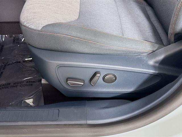 Photo of 2022 Cactus Green / Gray Ford Maverick