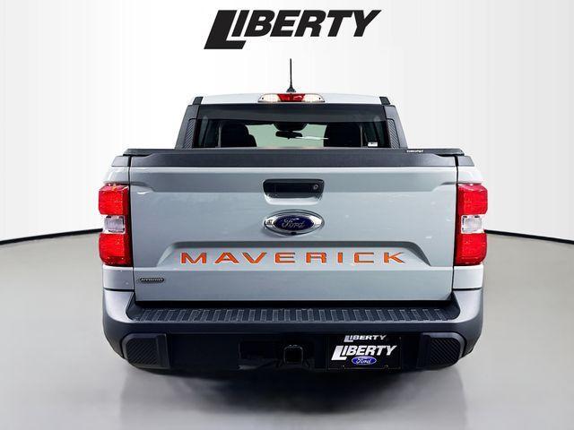 Photo of 2022 Cactus Green / Gray Ford Maverick