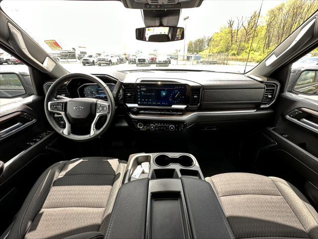 Photo of 2023 Black Chevrolet Silverado 1500