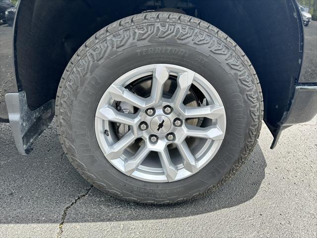 Photo of 2023 Black Chevrolet Silverado 1500