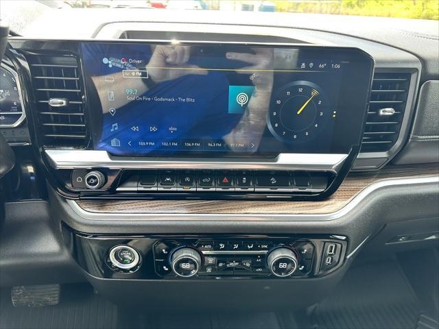 Photo of 2023 Black Chevrolet Silverado 1500