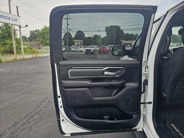 Photo of 2020 Bright White Clearcoat RAM 1500