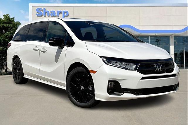 Photo of 2026 Platinum White Pearl Honda Odyssey