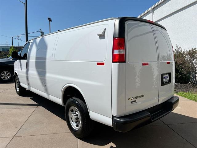 Photo of 2023 Summit White Chevrolet Express 3500