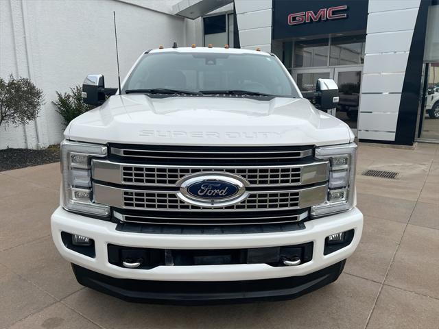 Photo of 2019 White Platinum Ford F-350