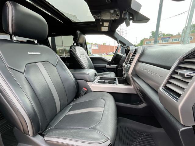 Photo of 2019 White Platinum Ford F-350