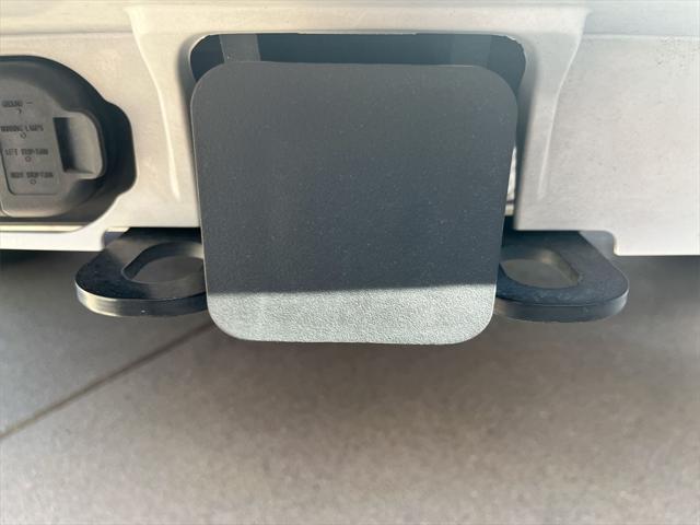 Photo of 2023 Mineral White Metallic BMW X5
