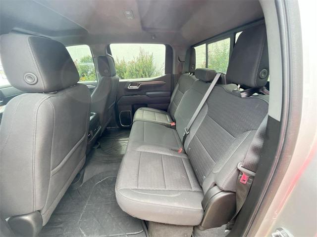 Photo of 2022 Silver Ice Metallic Chevrolet Silverado 1500