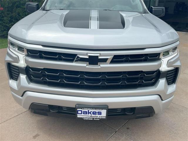 Photo of 2022 Silver Ice Metallic Chevrolet Silverado 1500