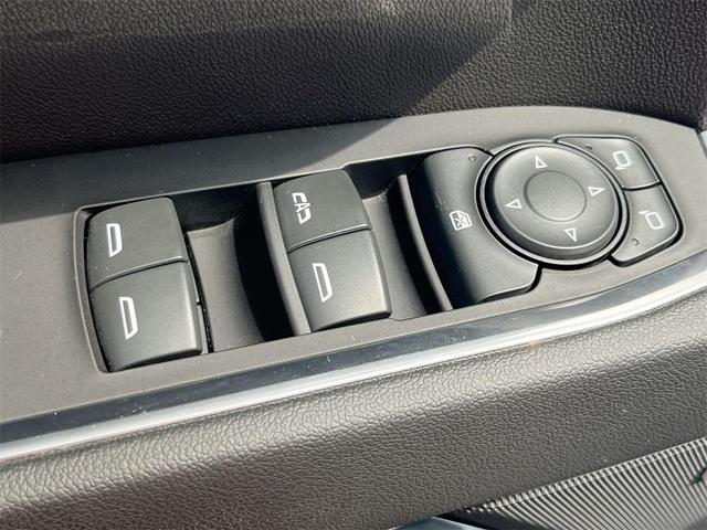 Photo of 2022 Silver Ice Metallic Chevrolet Silverado 1500