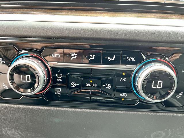 Photo of 2025 Summit White GMC Sierra 1500