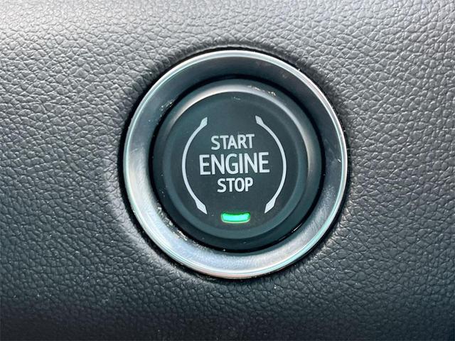 Photo of 2025 Summit White GMC Acadia