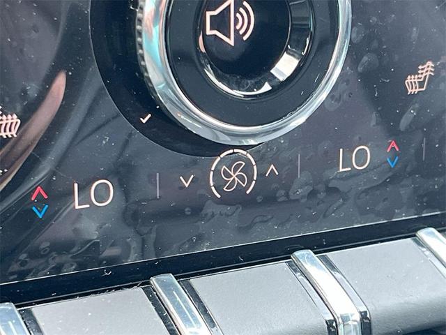 Photo of 2025 Summit White GMC Acadia