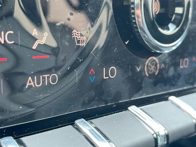 Photo of 2025 Summit White GMC Acadia