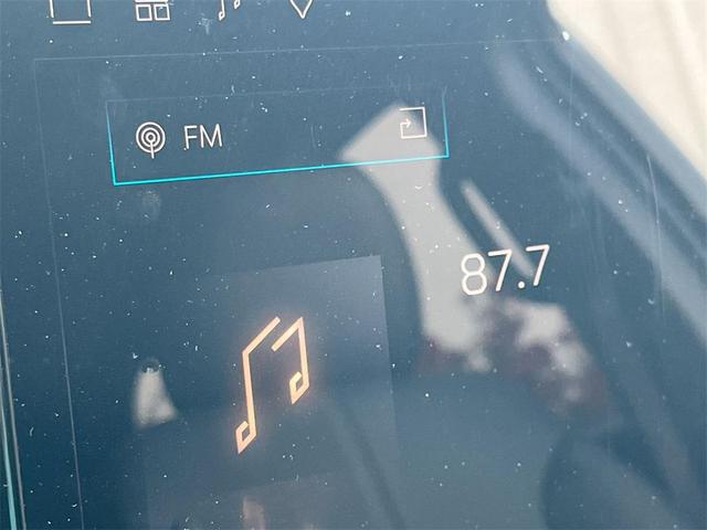 Photo of 2025 Summit White GMC Acadia