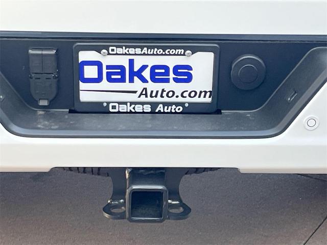 Photo of 2025 Summit White GMC Sierra 2500