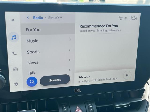 Photo of 2024 Ice Cap Toyota RAV4 Hybrid