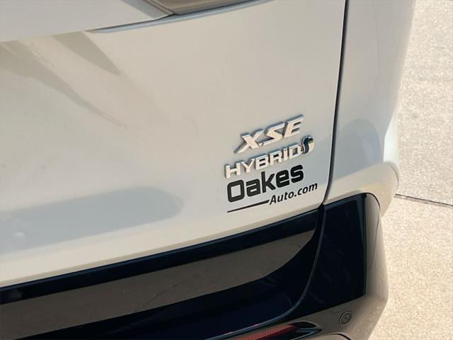 Photo of 2024 Ice Cap Toyota RAV4 Hybrid