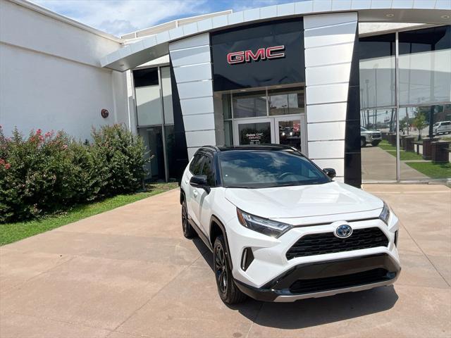 Photo of 2024 Ice Cap Toyota RAV4 Hybrid