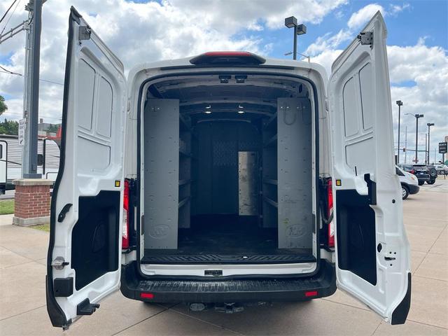 Photo of 2022 Oxford White Ford Transit-250