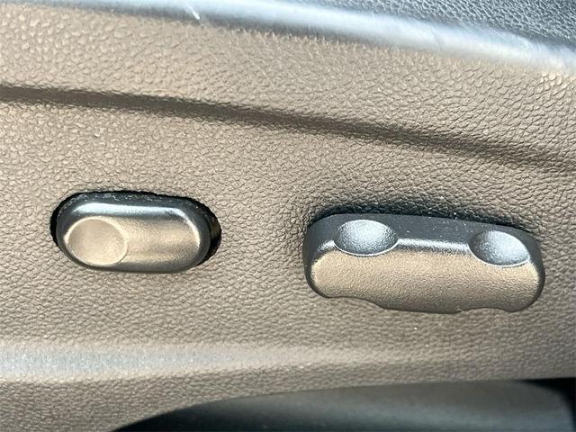Photo of 2018 Silver Ice Metallic Chevrolet Trax