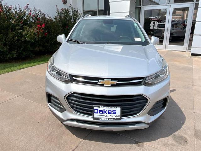 Photo of 2018 Silver Ice Metallic Chevrolet Trax