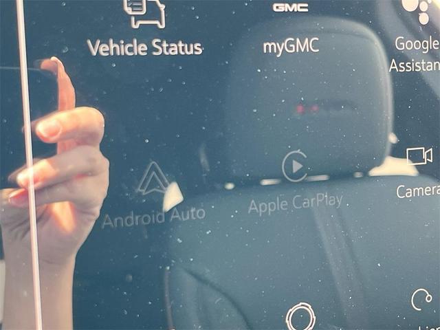 Photo of 2025 Summit White GMC Acadia