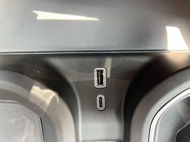 Photo of 2025 Summit White GMC Sierra 2500