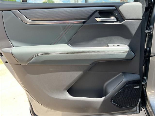 Photo of 2025 Sterling Metallic GMC Acadia