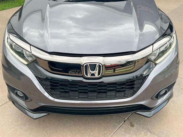 Photo of 2021 Modern Steel Metallic Honda HR-V
