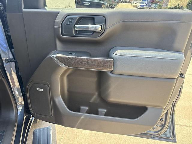 Photo of 2022 Dark Sky Metallic GMC Sierra 1500
