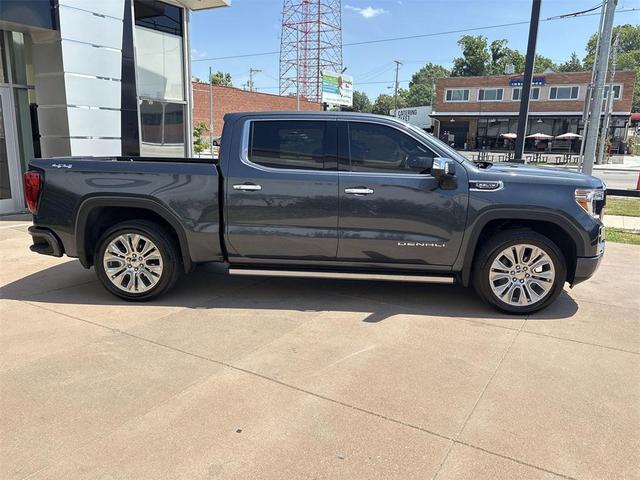 Photo of 2022 Dark Sky Metallic GMC Sierra 1500